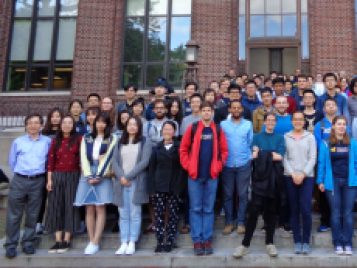 Class picture outside of the Shapiro Library